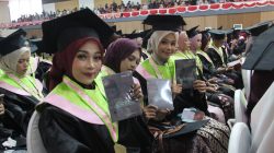 Wisuda Unipdu Jombang, Lulusan Pulang Membawa Ijazah dan Warisan Pemikiran Pendiri Kampus