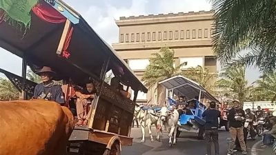 Pemkab Kediri Suguhkan Parade Cikar di Gempita Kemerdekaan 2025