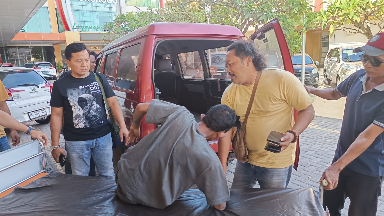 Satreskrim Polres Ponorogo Bekuk Buronan Curanmor, Tersangka Dilumpuhkan dengan Timah Panas