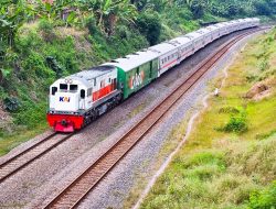 KA Argo Bromo Anggrek Anjlok, KAI Minta Maaf Banyak Perjalanan Terdampak