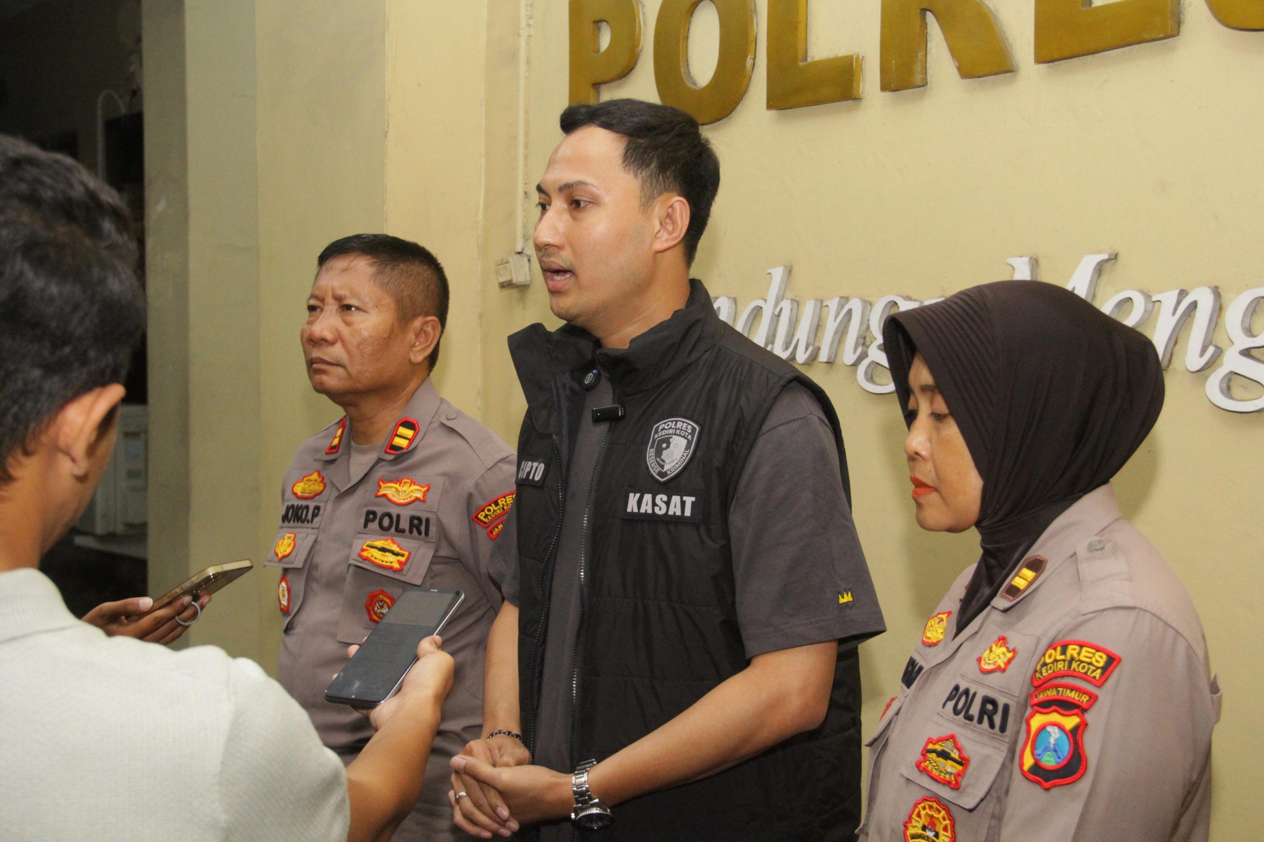 Dua Pemandu Lagu Tewas Usai Pesta Miras, Polisi Minta Karaoke AR KTV Hentikan Operasi Sementara