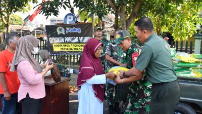 Kodim 0802 dan Bulog Ponorogo Gelar Pasar Murah, 5 Ton Beras Ludes dalam Hitungan Jam
