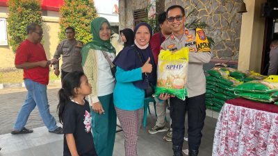 Beras SPHP Satu Ton di GPM Polsek Ngadiluwih Ludes dalam Waktu 30 Menit