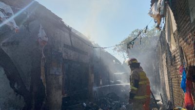 Rumah Warga Nganjuk Terbakar, Diduga Akibat ODGJ Membakar Sampah
