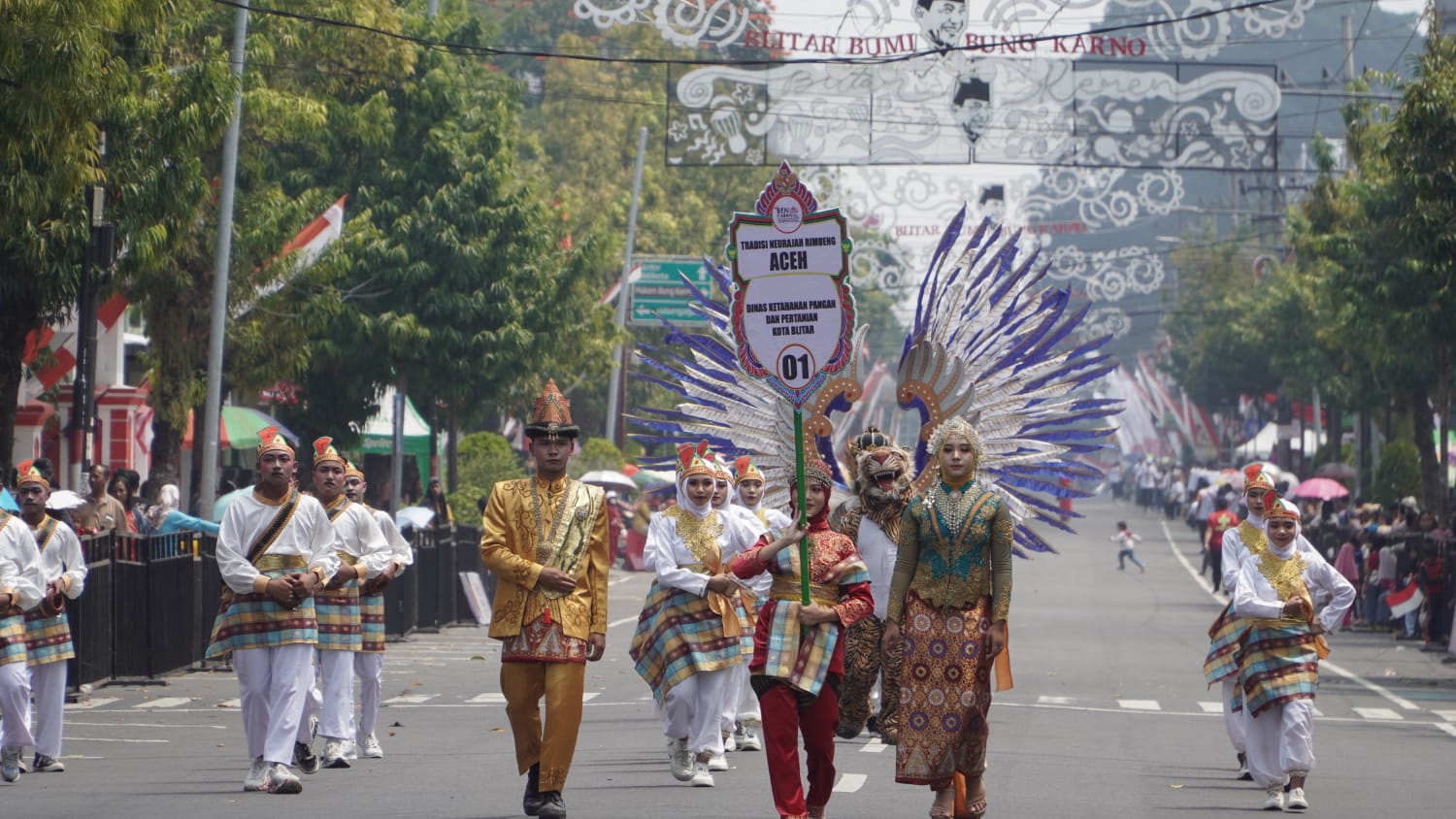 BEN Carnival 2025 Meriahkan HUT RI, Sajikan Ragam Kesenian Nusantara