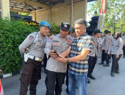 Handphone Anggota Polres Nganjuk Diperiksa Mendadak, Ini Tujuannya