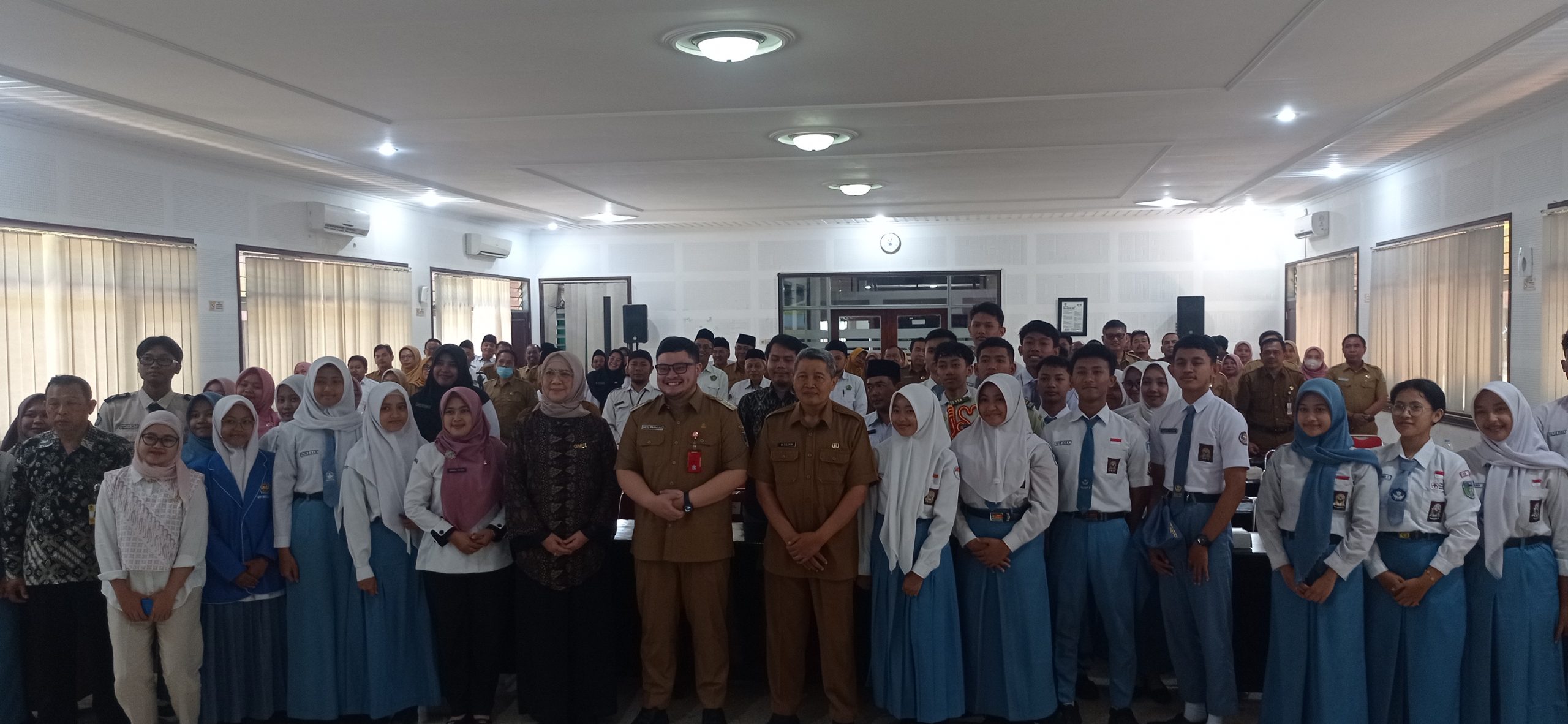 Bupati Dhito Dorong Lulusan SMA Kabupaten Kediri Tembus Universitas Indonesia