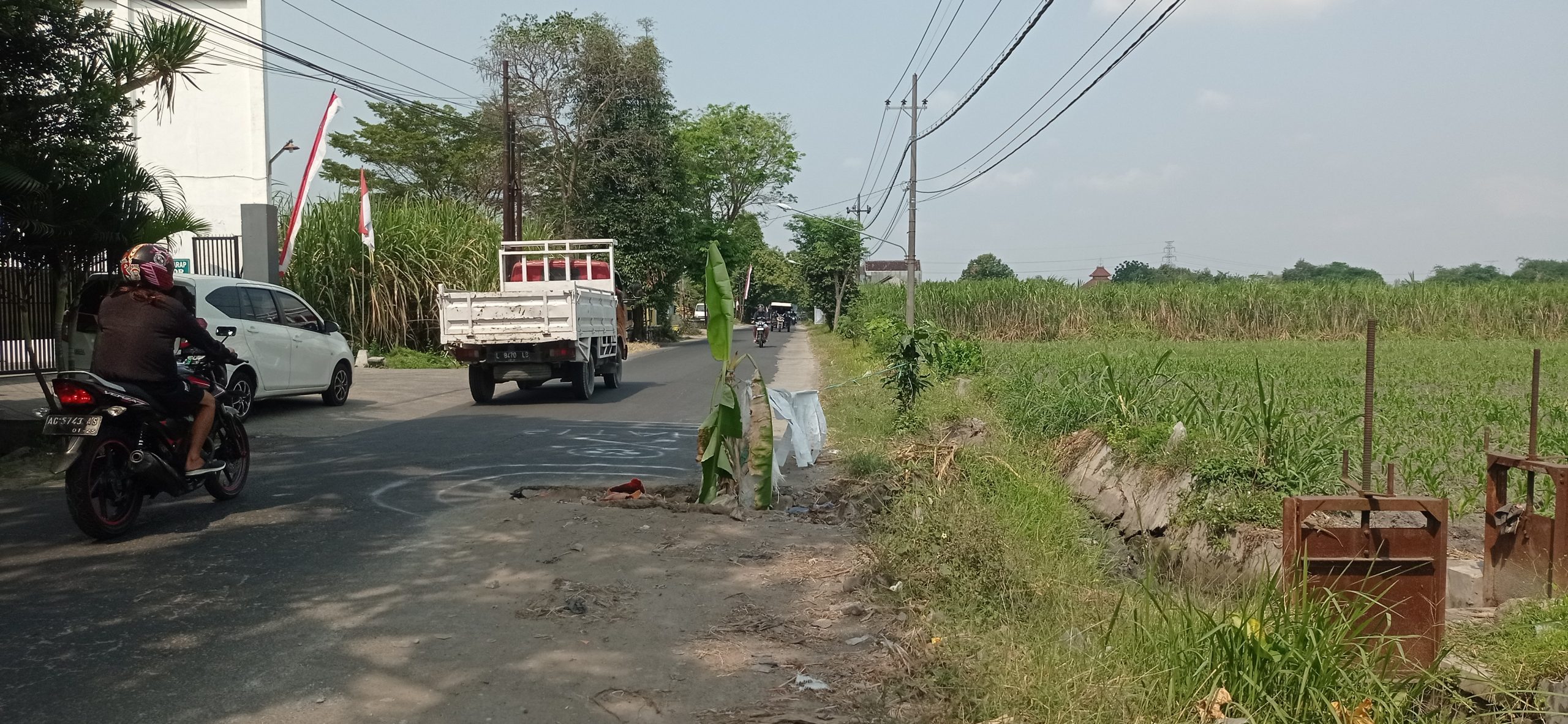 Jalan dan Gorong-Gorong Rusak di Desa Gogorante Ngasem Ancam Keselamatan Pengendara