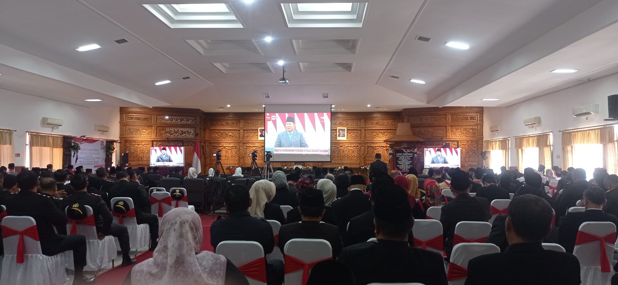 Rapat Paripurna DPRD Kediri Dengarkan Pidato Presiden Prabowo Tekankan Efisiensi Anggaran
