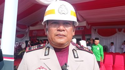 AKP Rudi Dharmawan Pimpin Upacara HUT ke-80 RI di Stadion Chandha Bhirawa Pare