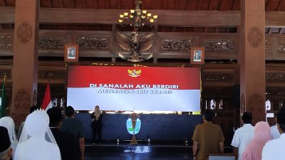 Kang Giri Instruksikan Instansi dan Sekolah di Ponorogo Wajib Nyanyikan Indonesia Raya 3 Stanza