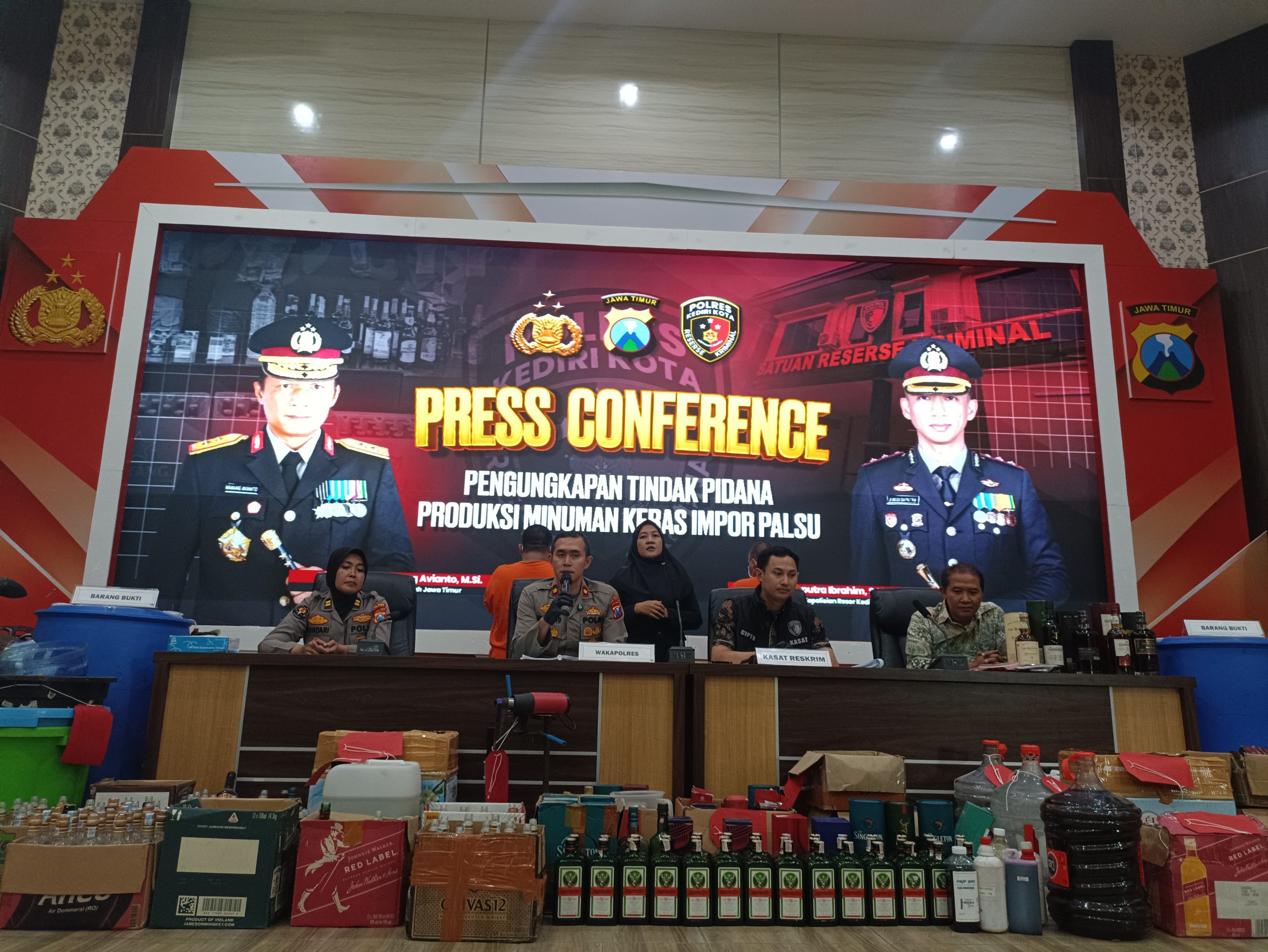 Polres Kediri Kota Ungkap Tiga Kasus, Dua Korban Tewas Diduga Akibat Keracunan Miras