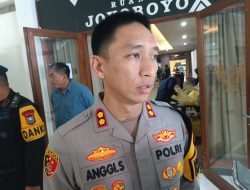 Polwan Kediri Jadi Korban Saat Aksi Demo Berlangsung, Ini Kronologinya!