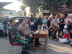 Bupati Kediri Hanindhito Himbau ASN Tetap Bekerja Meski 18 OPD Rusak Total