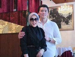 Dibalik Gemerlapnya, Syahrini Ternyata Bangun Pukul 4 Pagi untuk Sholat Tahajud dan Urus Anak