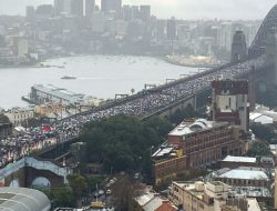 100 Ribu Orang Lebih Penuhi Jembatan Sydney, Seruan Global Gencatan Senjata Gaza Menggema