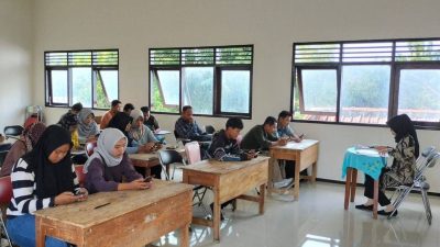 Ratusan Anak Putus Sekolah di Ponorogo Kembali Belajar Lewat Pendidikan Kesetaraan