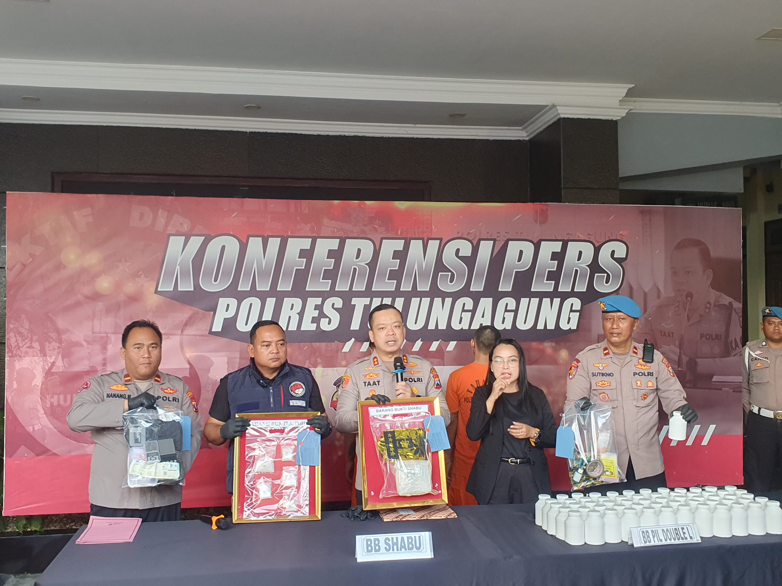 Polisi Berhasil Ungkap Kasus Peredaran Sabu Terbesar di Tulungagung, Barang Bukti Sabu Seberat 1,2 Kg Berhasil Diamankan