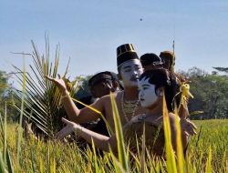 Tradisi Methik Pari di Glinggang, Sampung, Ponorogo, Ungkapan Syukur Warga atas Panen Melimpah