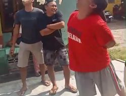 Warga Dusun Ngampel, Desa Selodonom Kecamatan Kandat Meriahkan HUT ke-80 RI dengan Aneka Lomba Tradisional