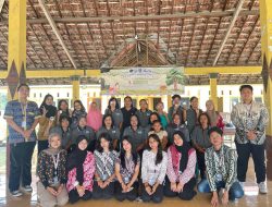 Mahasiswa KKN FP UB Kenalkan Inovasi Lilin Aromaterapi dari Minyak Jelantah dan Mikroorganisme Lokal pada Anggota PKK Desa Mojowangi