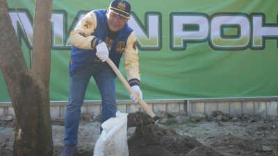 KAI Daop 7 Madiun Gelar Penanaman Pohon sebagai Komitmen Lingkungan Lewat Program "KAI Go Green"