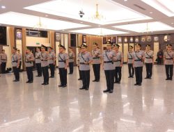Kapolri Lantik Sejumlah PJU Mabes Polri dan Kapolda Baru