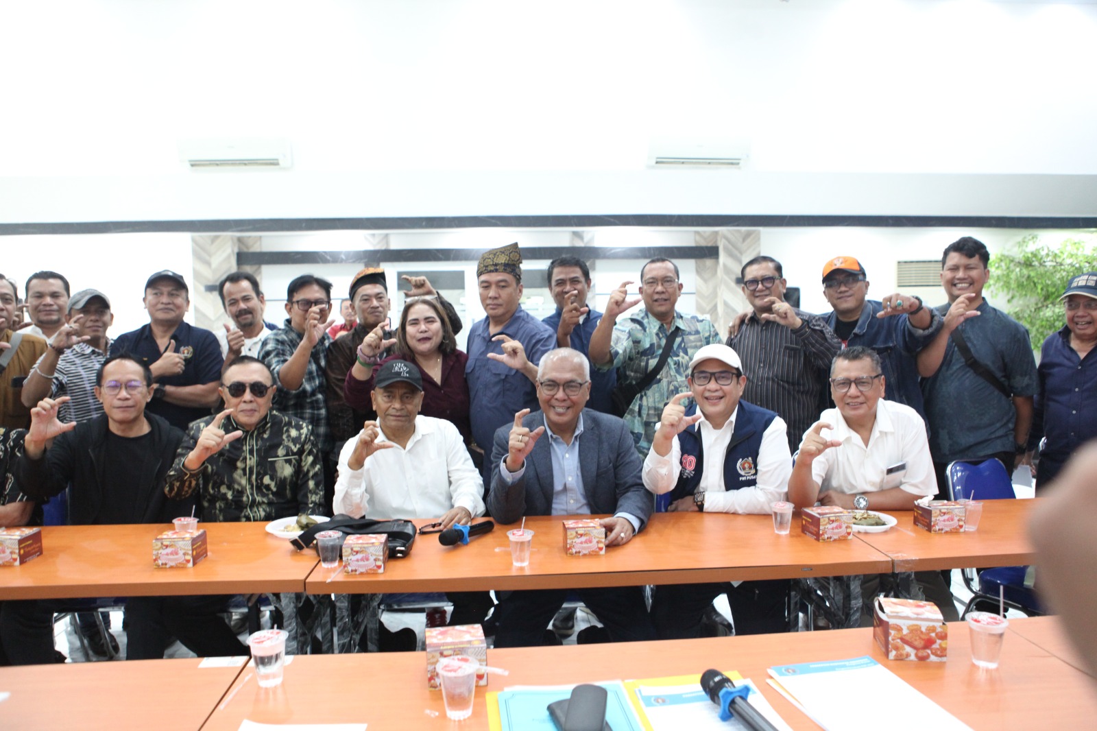 Duet Akhmad Munir & Atal Depari Resmi Daftar Caketum dan Ketua DK PWI Pusat 2025–2030