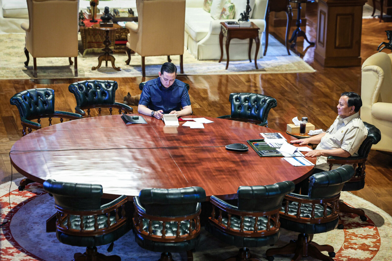 Pimpin Rapat dari Hambalang, Presiden Prabowo Fokus pada Mitigasi Karhutla dan Penegakan Hukum