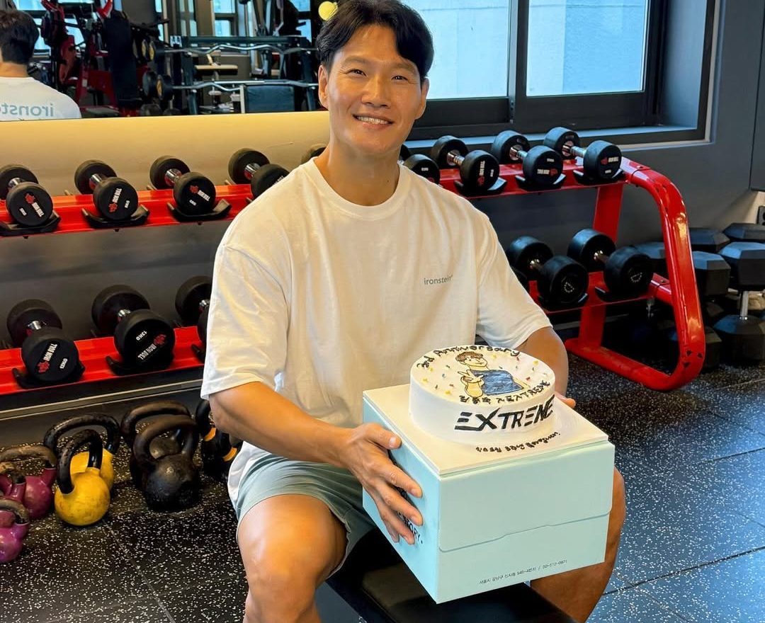 Identitas Calon Istri Kim Jong Kook Bikin Warganet Penasaran, Siapakah Dia Sebenarnya?