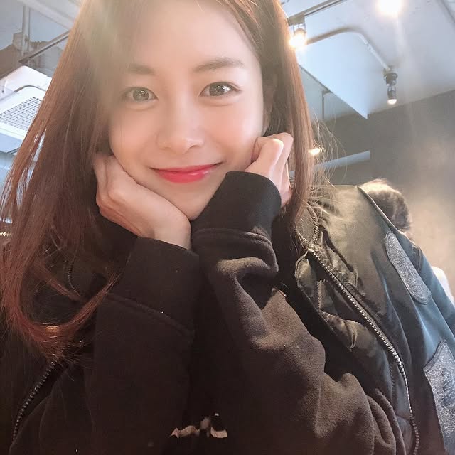 Song Da Eun dan Jimin BTS, Unggahan Media Sosial Picu Spekulasi Hubungan Asmara