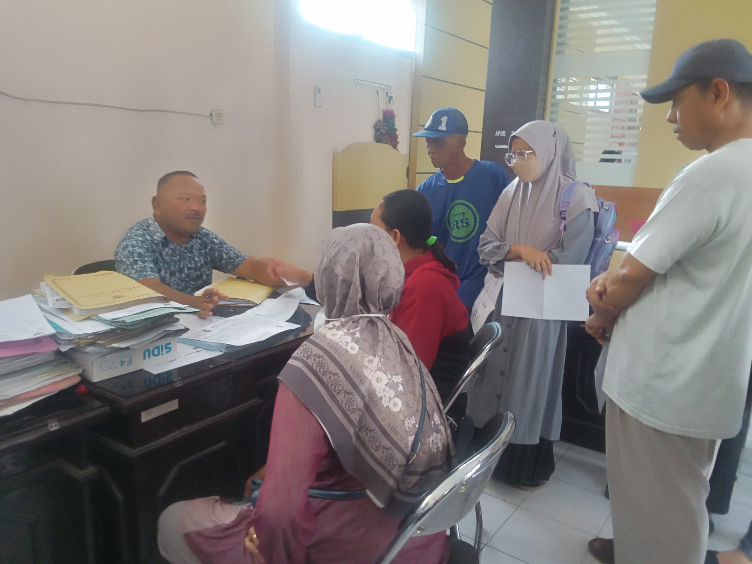 Pendataan Ulang Bansos di Kota Kediri, 200 Warga Tosaren Lengkapi Formulir KKS