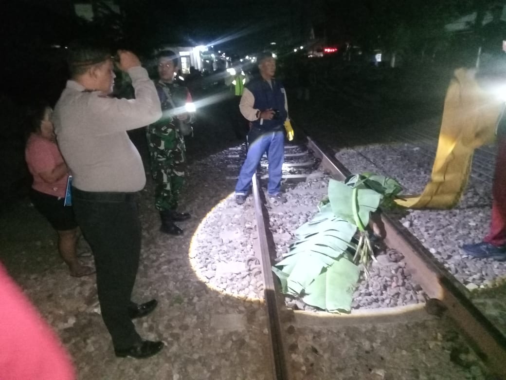 Kronologi Wanita Tewas Tertabrak Kereta Api Kertanegara di Kediri