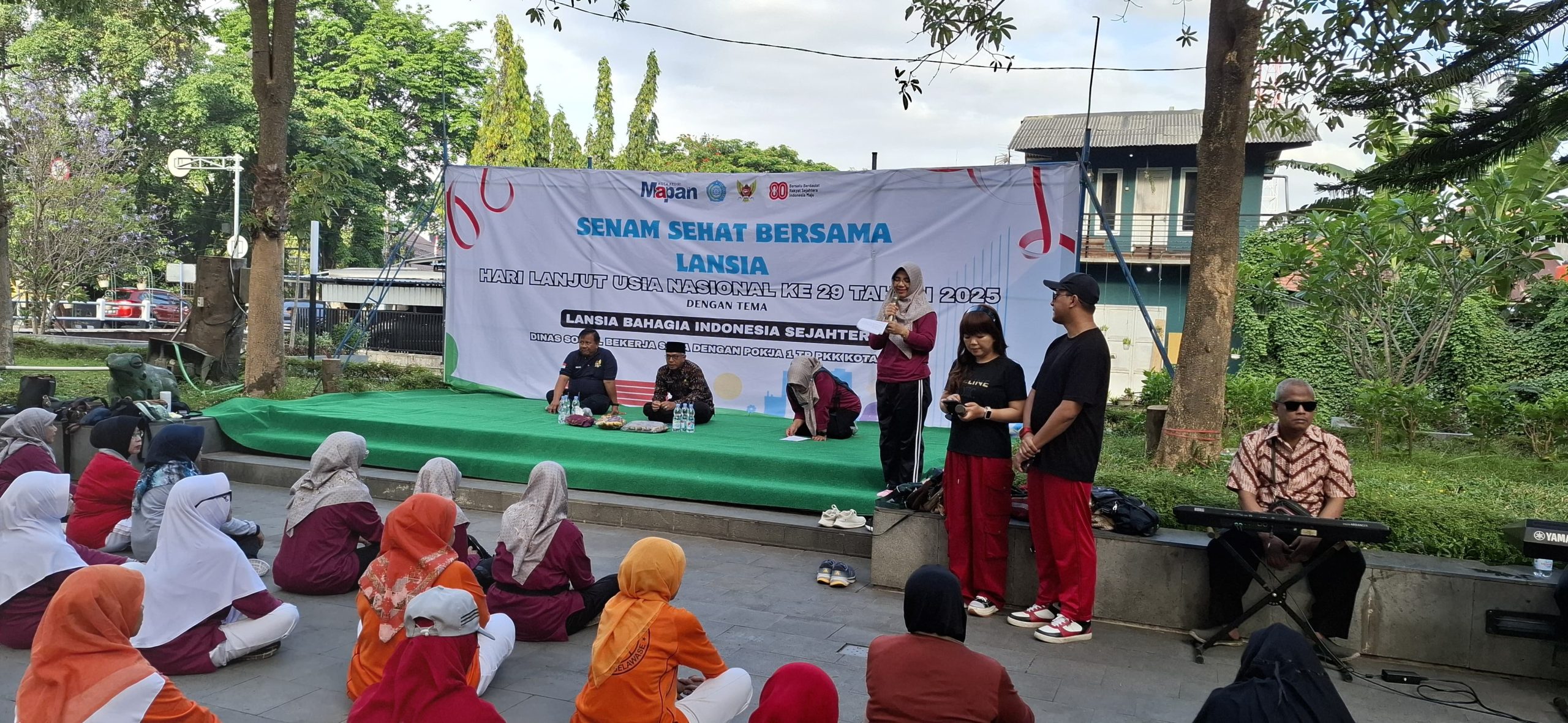 Peringati Hari Lansia! Pemkot Kediri Dorong Lansia Tetap Sehat dan Produktif