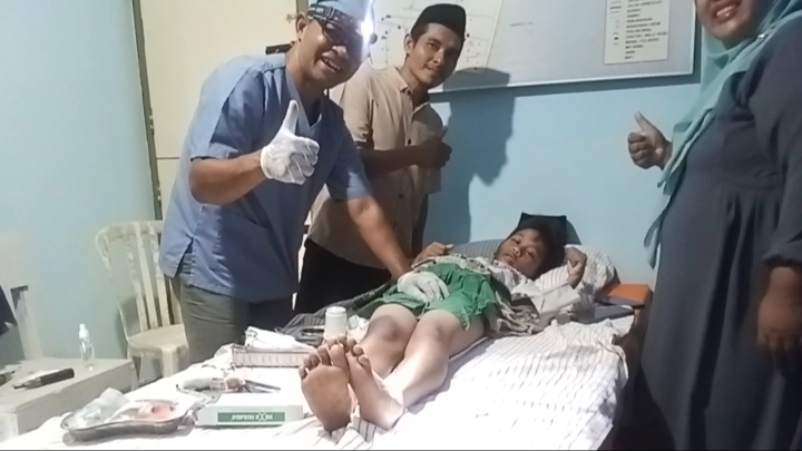 Khitanan Massal di Jongbiru, 8 Anak Ikuti Tradisi Rutin Sambut Maulid Nabi