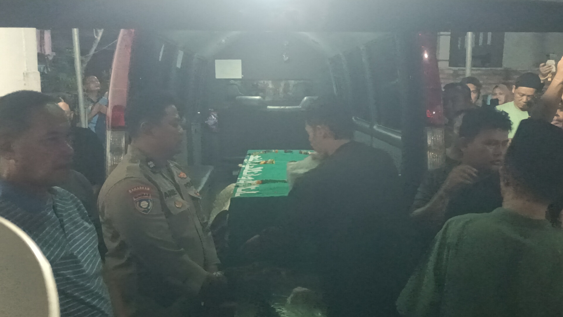 Jenazah Tiara Angelina Tiba di Lamongan, Tangis Histeris Iringi Prosesi Pemakaman