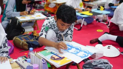 Ratusan Peserta Ikuti Lomba Desain Batik Lamongan 2025