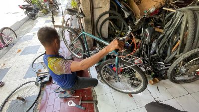 Tren Sepeda Kalcer Merebak, Bengkel “Dokter Sepeda” di Lamongan Kebanjiran Order