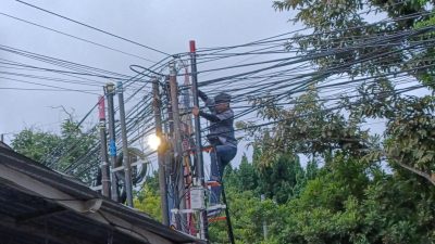 Kabel Semrawut Cemari Wajah Kota Batu, Pemkot Siapkan Penataan Lewat Ducting