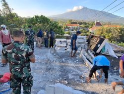 Angin Kencang Terjang Kota Batu, Atap Rumah Warga Desa Giripurno Ambruk