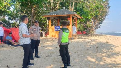 Long Weekend, Ribuan Wisatawan Padati Pantai Selatan Malang, Polisi Gelar Patroli Gabungan