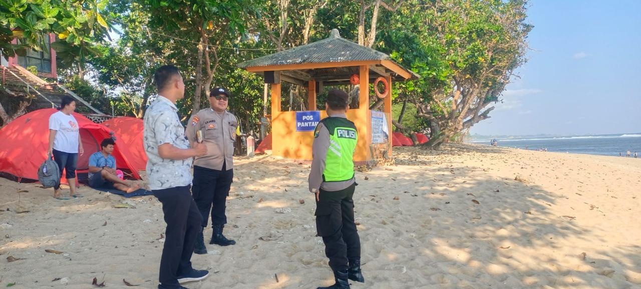 Long Weekend, Ribuan Wisatawan Padati Pantai Selatan Malang, Polisi Gelar Patroli Gabungan