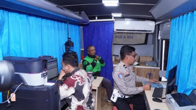 Satlantas Polres Malang Beri SIM Gratis untuk Driver Ojol di HUT Lalu Lintas Bhayangkara ke-70