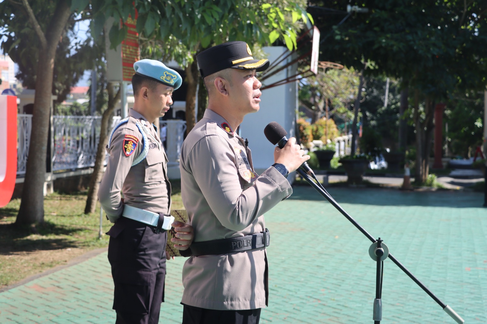 Wakapolres Batu Ingatkan Larangan Penggunaan Strobo dan Sirine di Jalan Raya