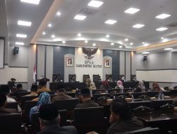 Dampak Anarkisme, Rapat Paripurna DPRD Kabupaten Blitar Digelar di Tengah Keterbatasan Fasilitas