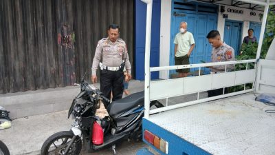 Guru PAUD Tewas di Tempat Usai Ditabrak Truk di Perempatan Jalan Bali Blitar