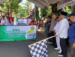 Wakil Wali Kota Kediri Lepas Karnaval HUT ke-80 RI di Bandar Lor