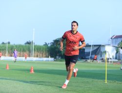 Ezra Walian Pulih, Persik Kediri Tunggu Kepastian Tampil Lawan Persijap
