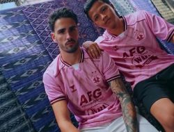 Persik Luncurkan Jersey Ketiga Bermotif Tenun Ikat Khas Kediri