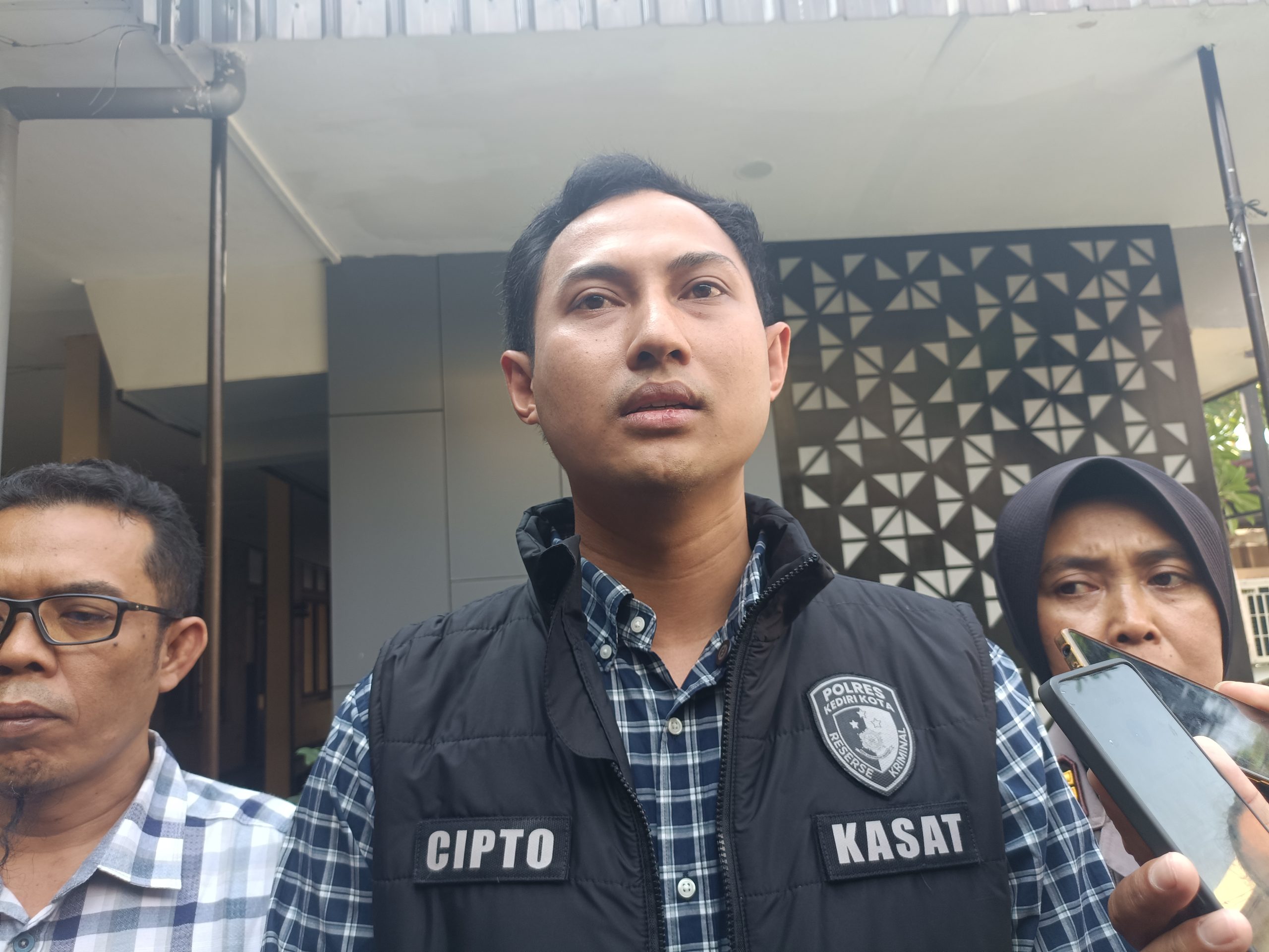 Polisi Tahan Eks Aktivis PMII Kediri Usai Diduga Menghasut Massa